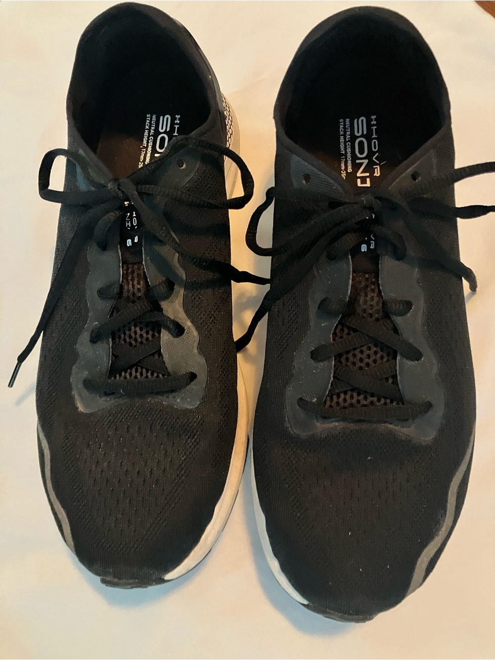 Under Armour Men’s Black & White Running Shoes
